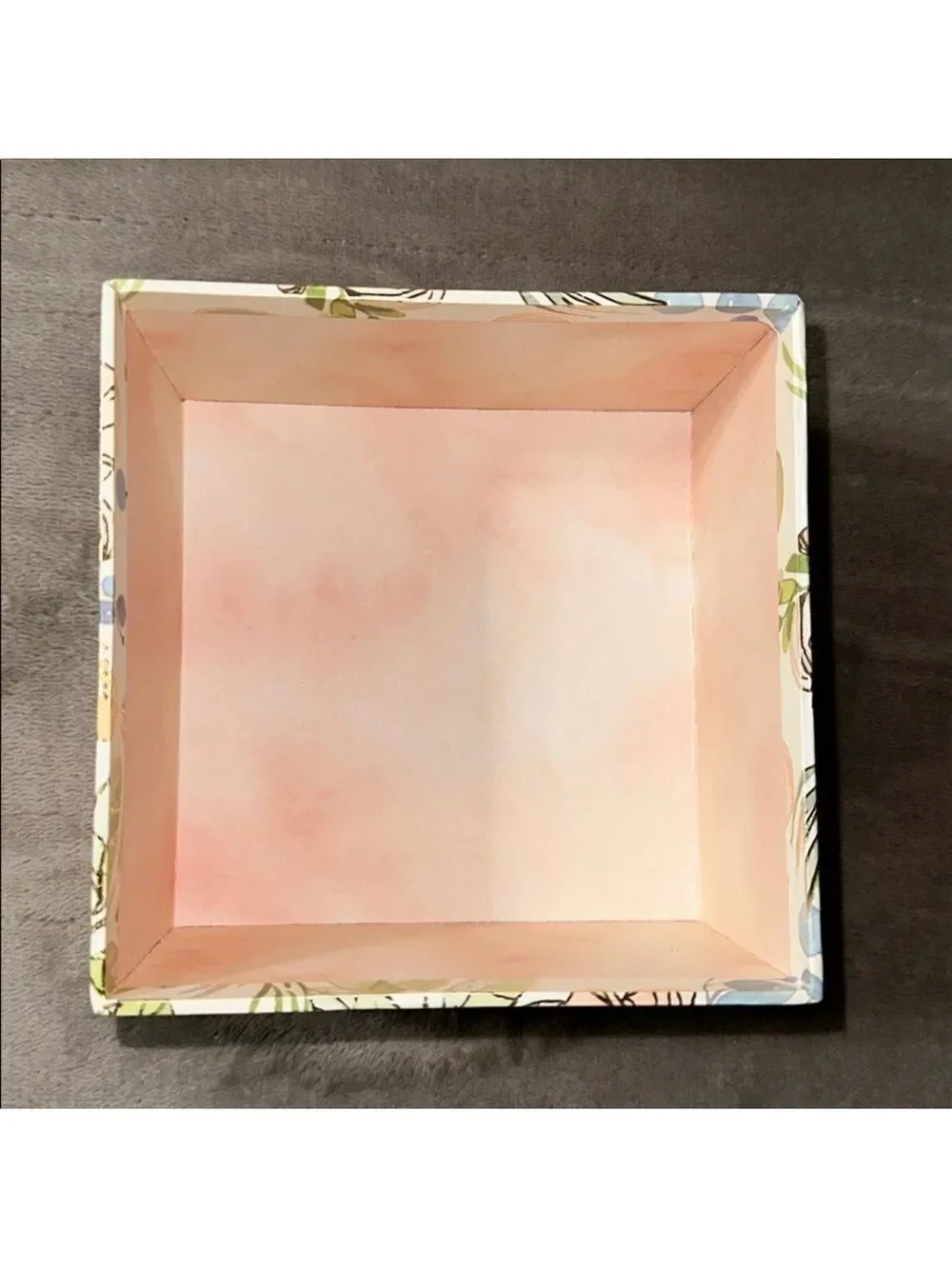 THE FARMHOUSE One Pastel Floral Gold Tone Top Ivory Bow Square Nesting Gift Box
